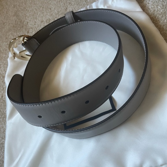 Authentic Gucci Leather belt with interlocking G - Picture 2 of 5